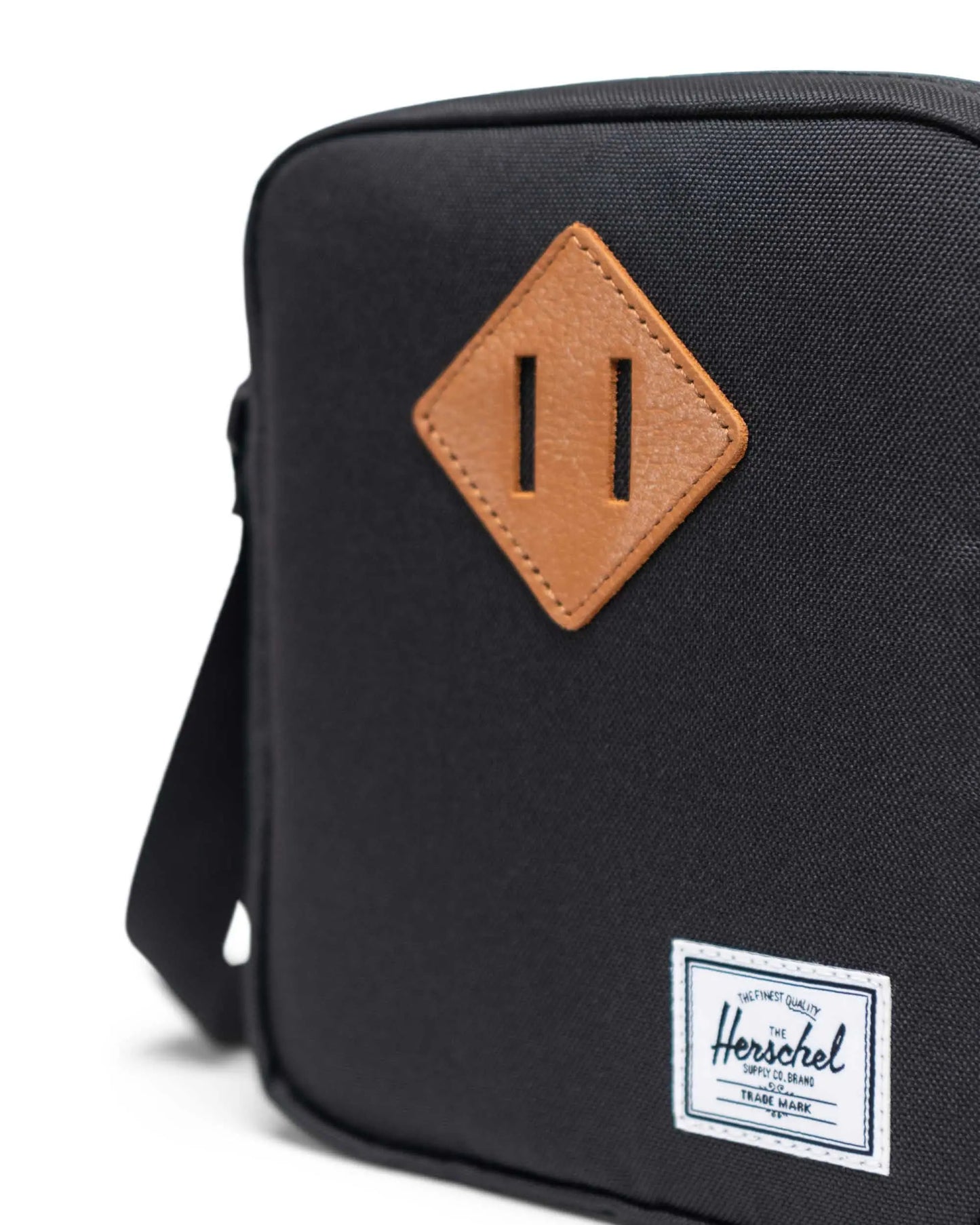 Heritage Crossbody Black OS
