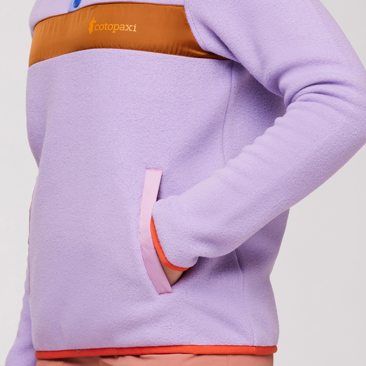 Teca Fleece Pullover - Fresh Flowers