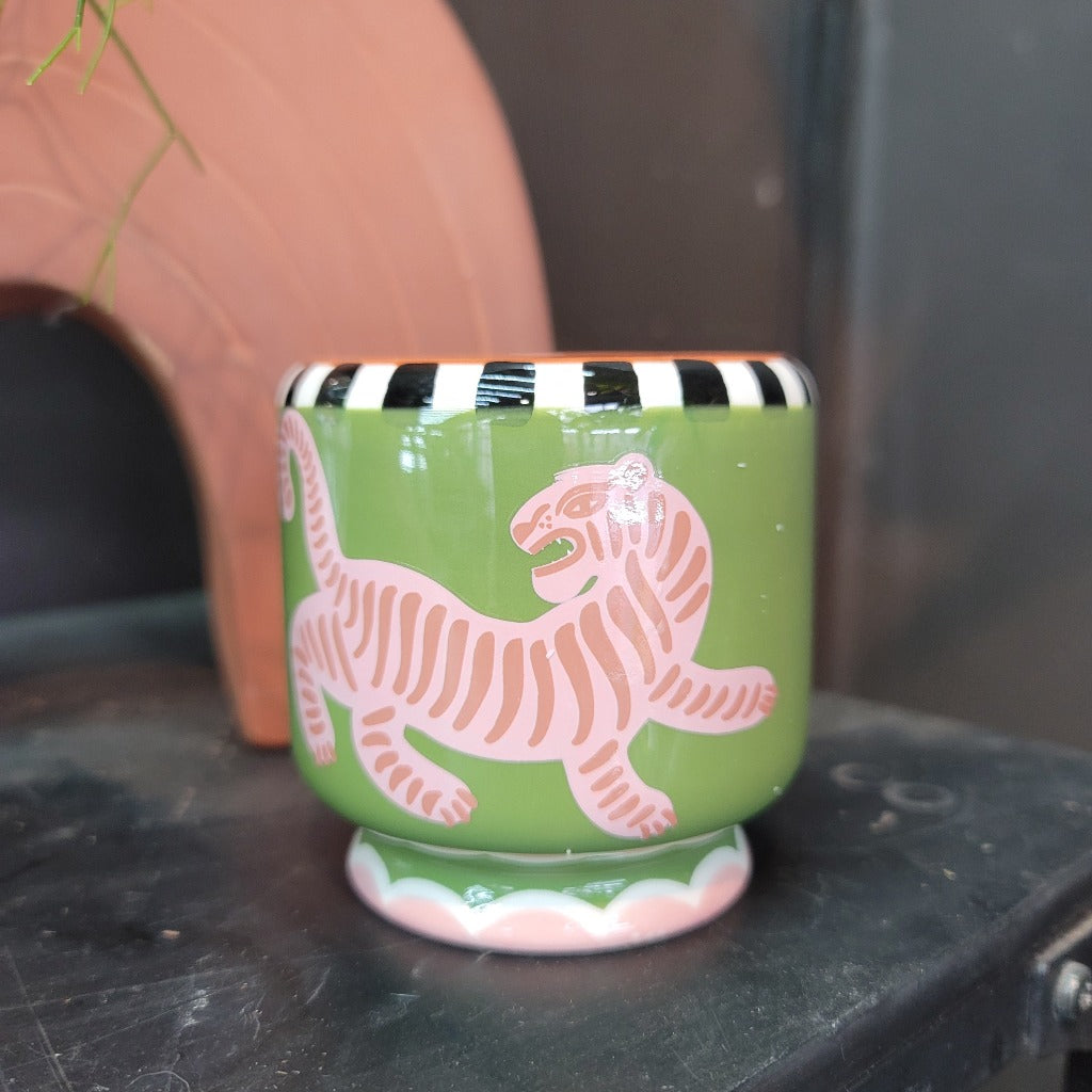 A Dopo Candle - Black Cedar And Fig 8 Oz