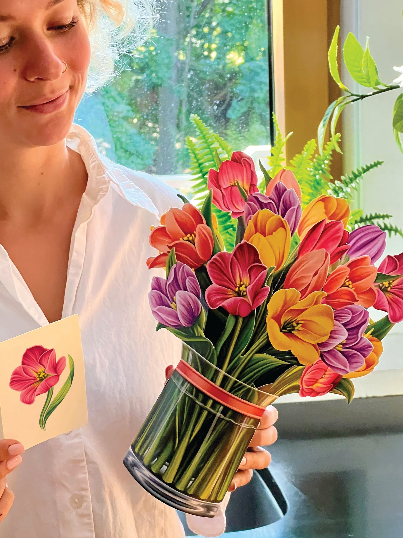Festive Tulips 3D Pop Up Bouquet