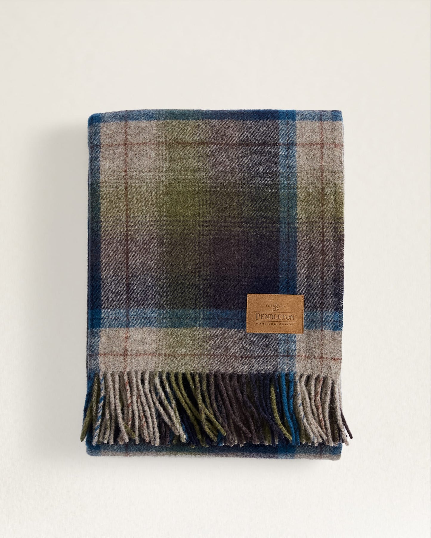 Motor Robe w/ Carrier - Haystack Plaid