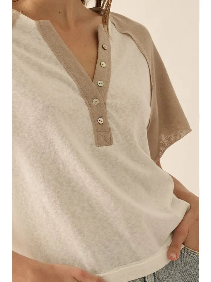 Easy Fit Colorblock Henley V-Neck Knit Top - Cream/Taupe