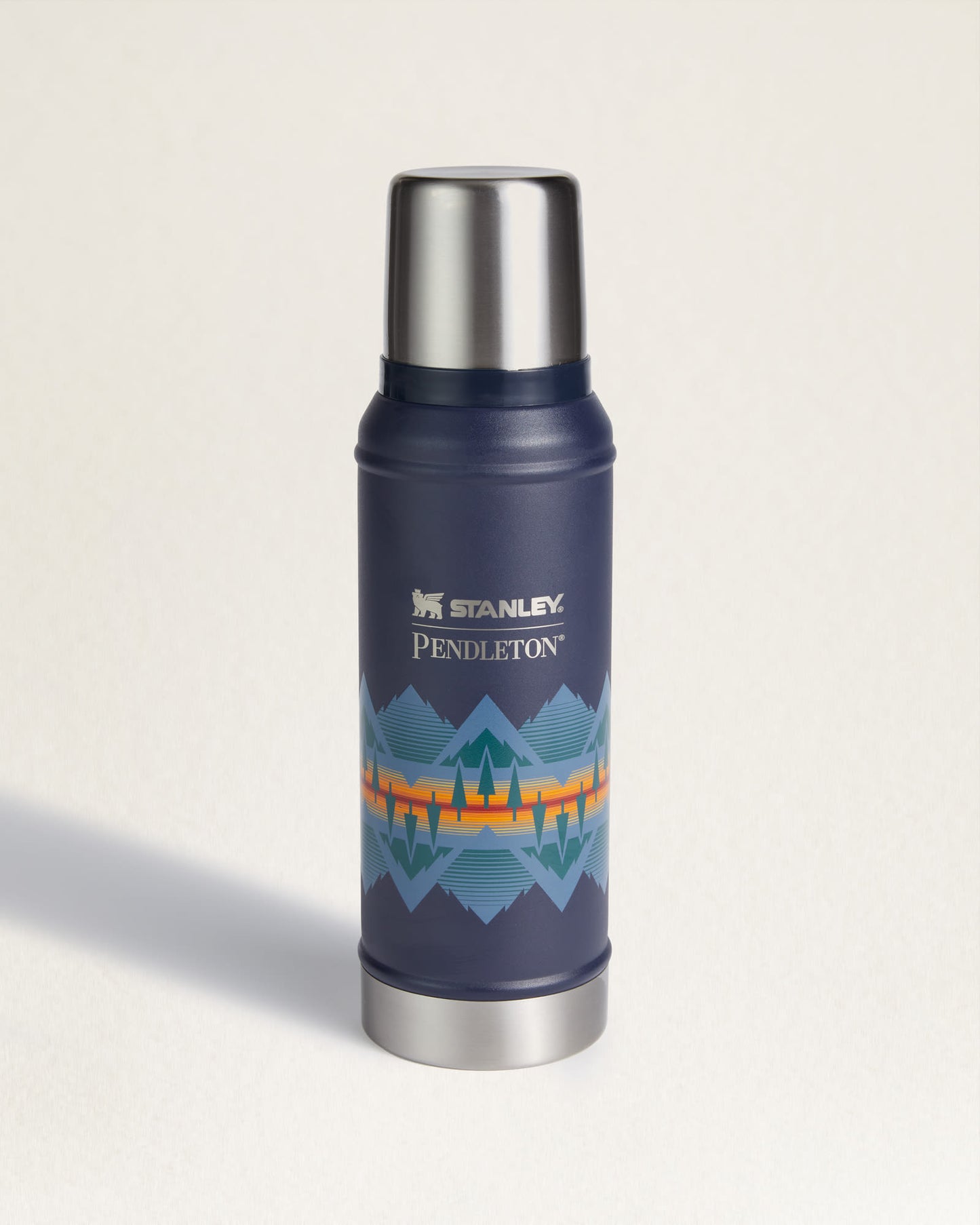 Stanley Classic Insulated Bottle - Wildland Heroes