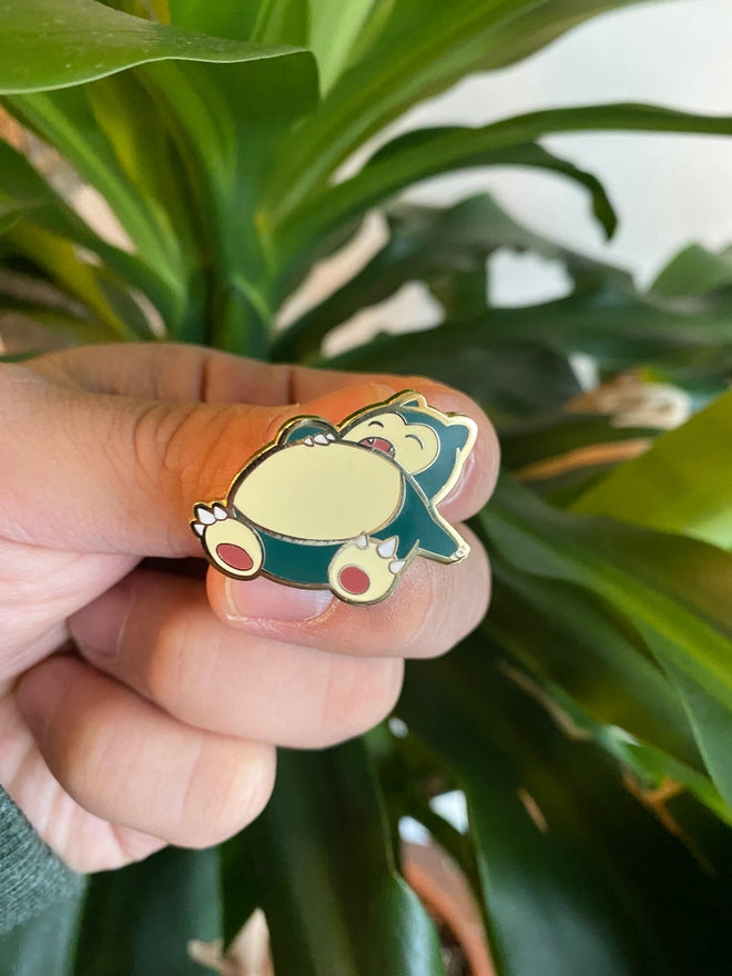 Snorlax Enamel Pin