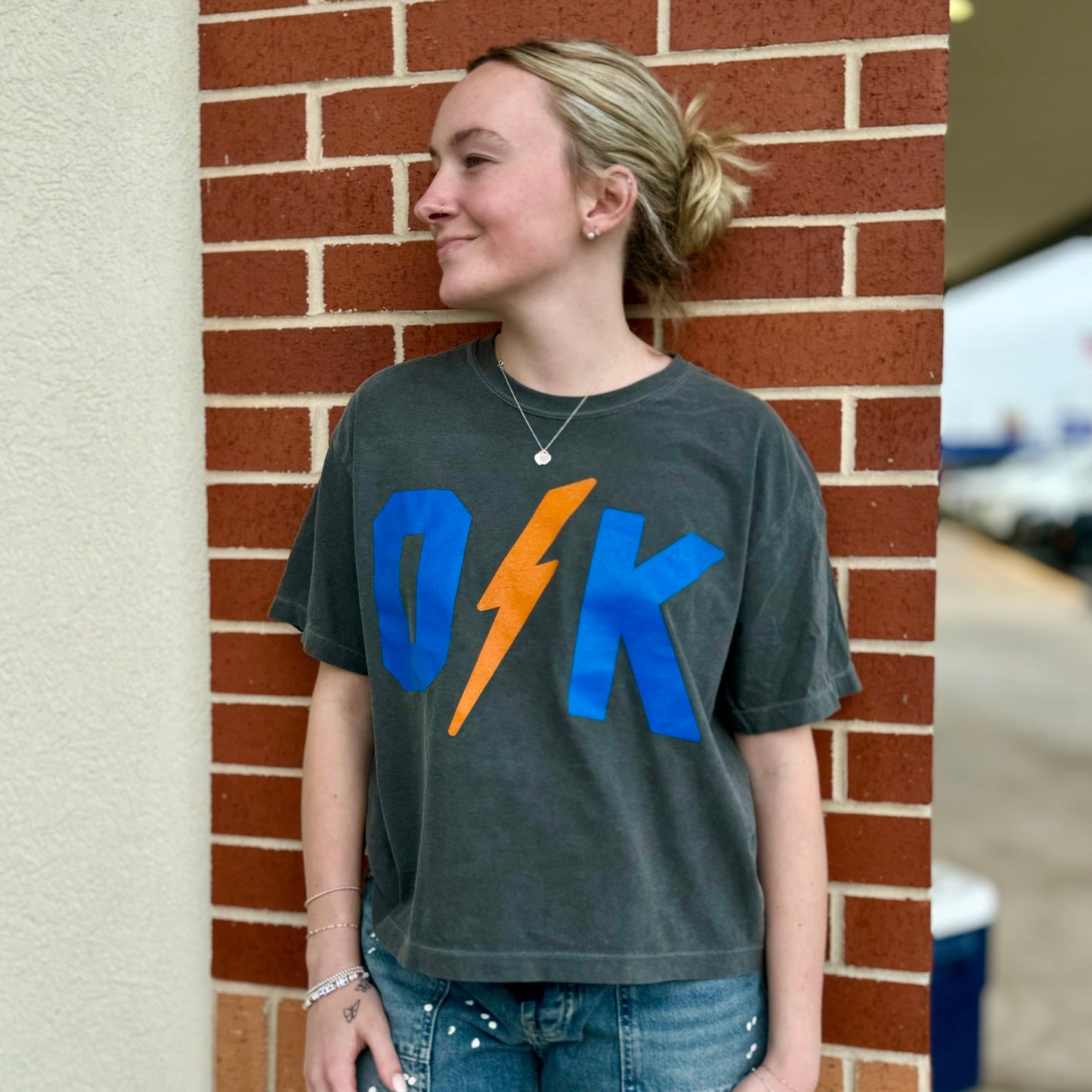 Cropped O Bolt K Tee - Charcoal