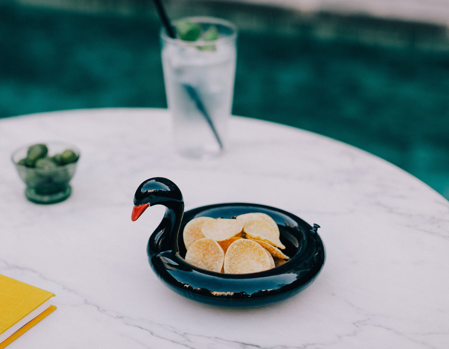 Floatie Bowl - Black Swan