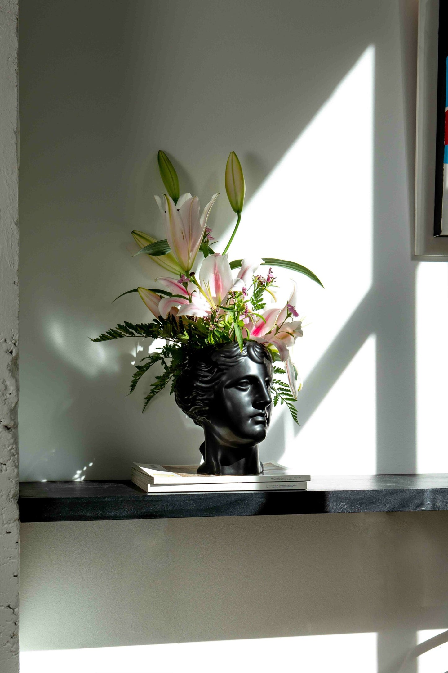 Selene Vase - Black