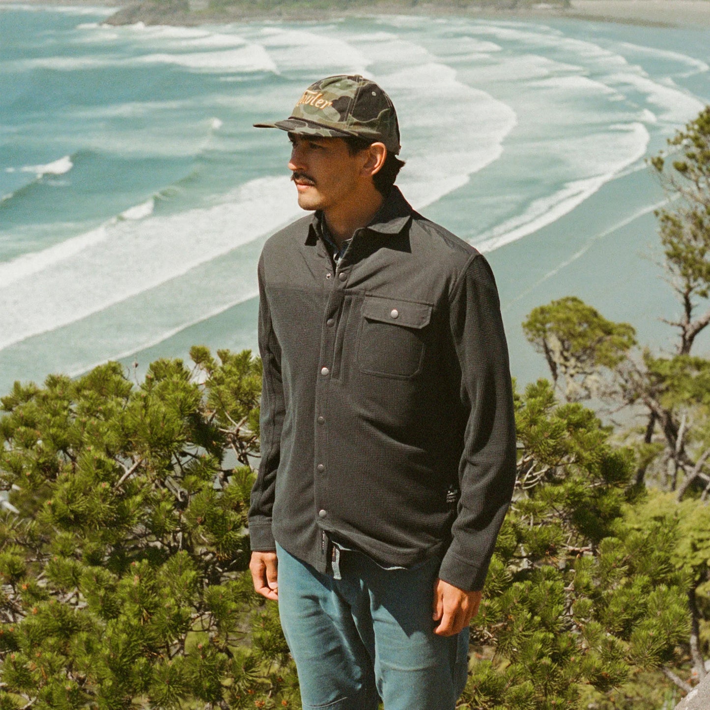 Vapors Grid Fleece Shirt : Antique Black