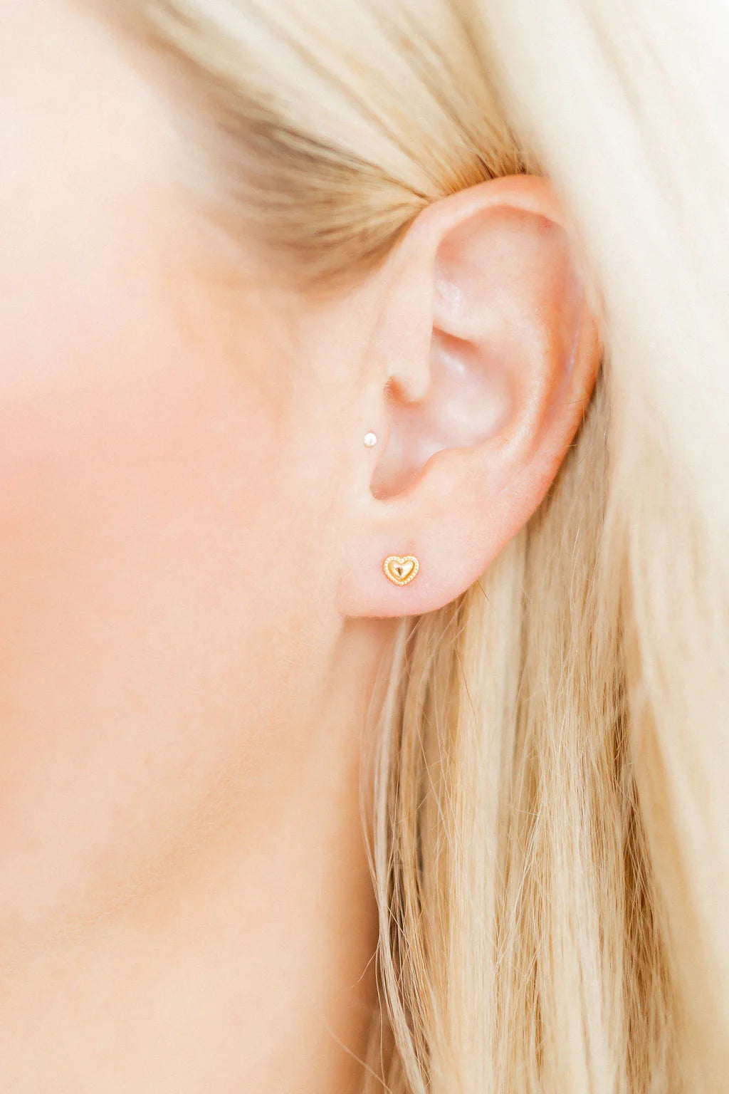 Flatback Stud - Violet Heart