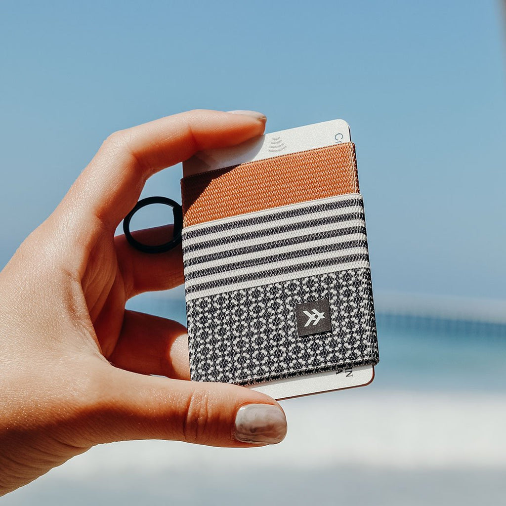 Sanders Elastic Wallet
