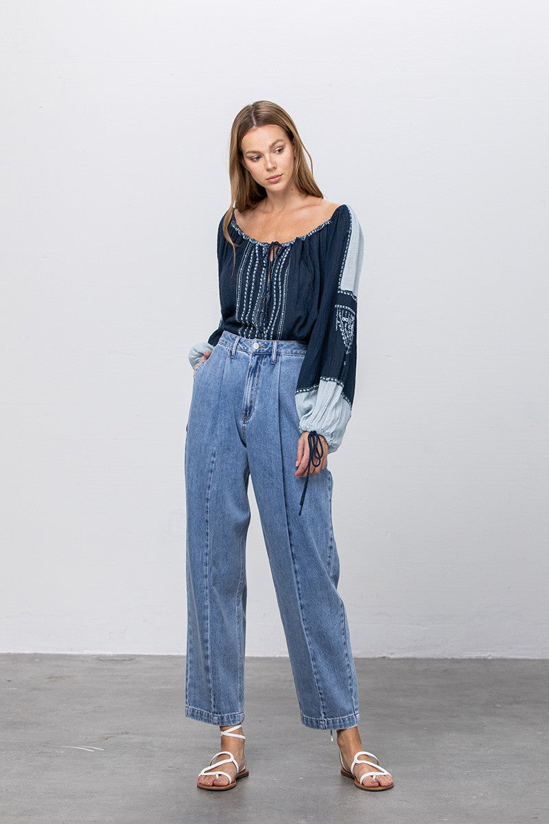 Hi-Waist Slouch Jeans