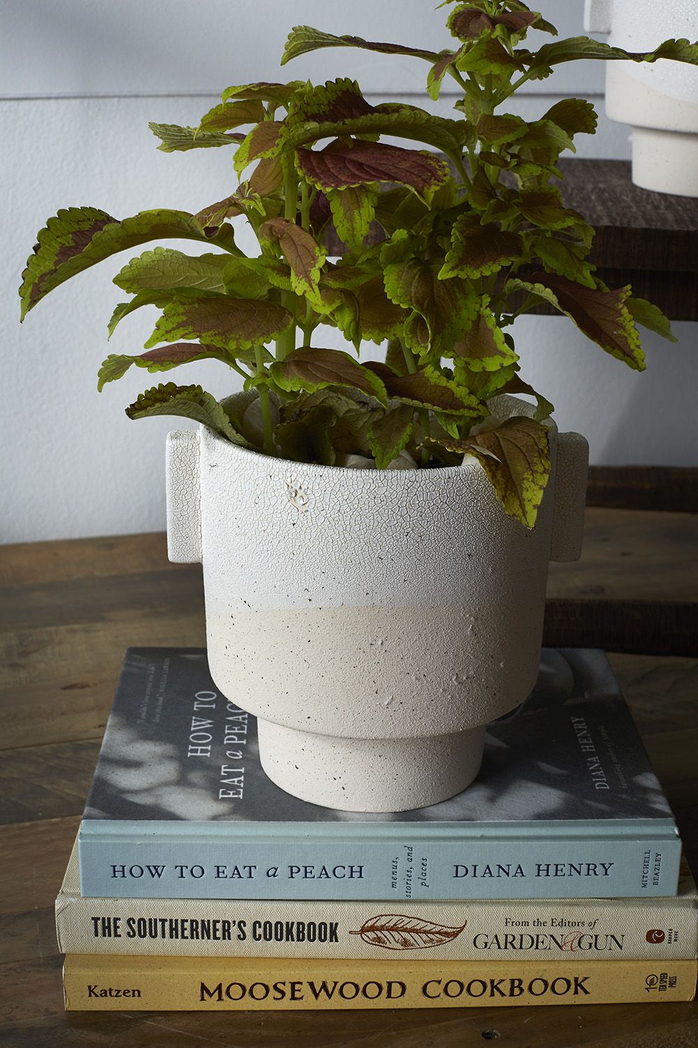 Milton Pot 7.25"x 6"x 6.5"