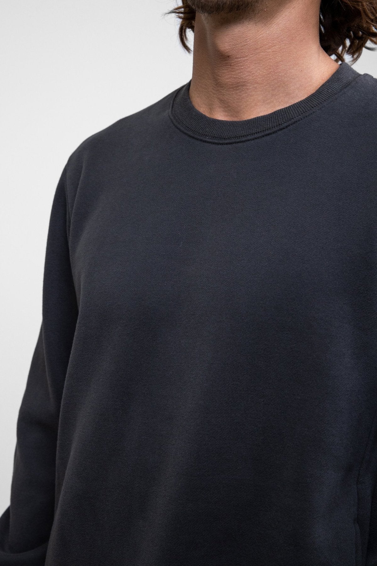 Classic Fleece Crew - Vintage Black