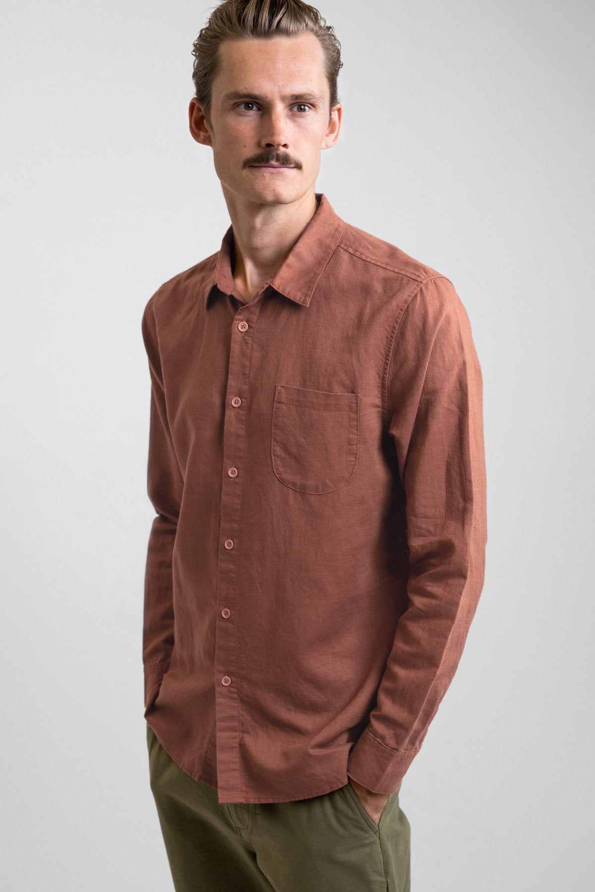 Classic Linen LS Shirt - Baked Clay