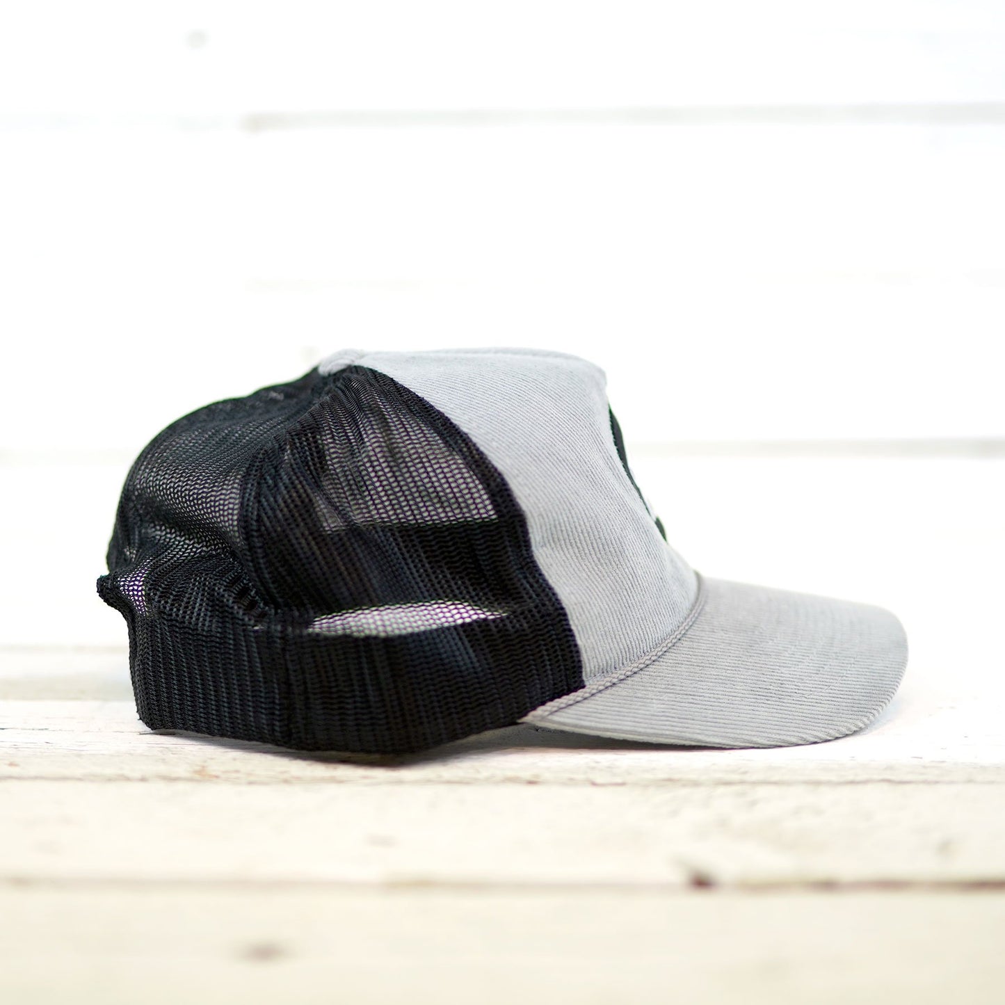 Circle Bison Hat - Light Grey