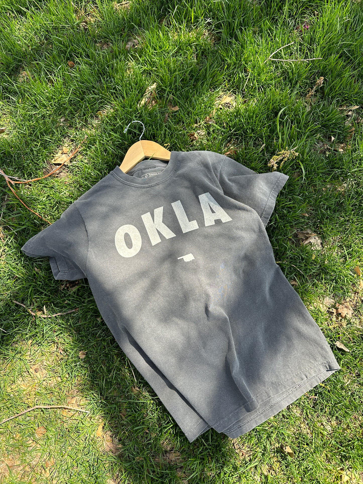 OKLA Tee - Charcoal