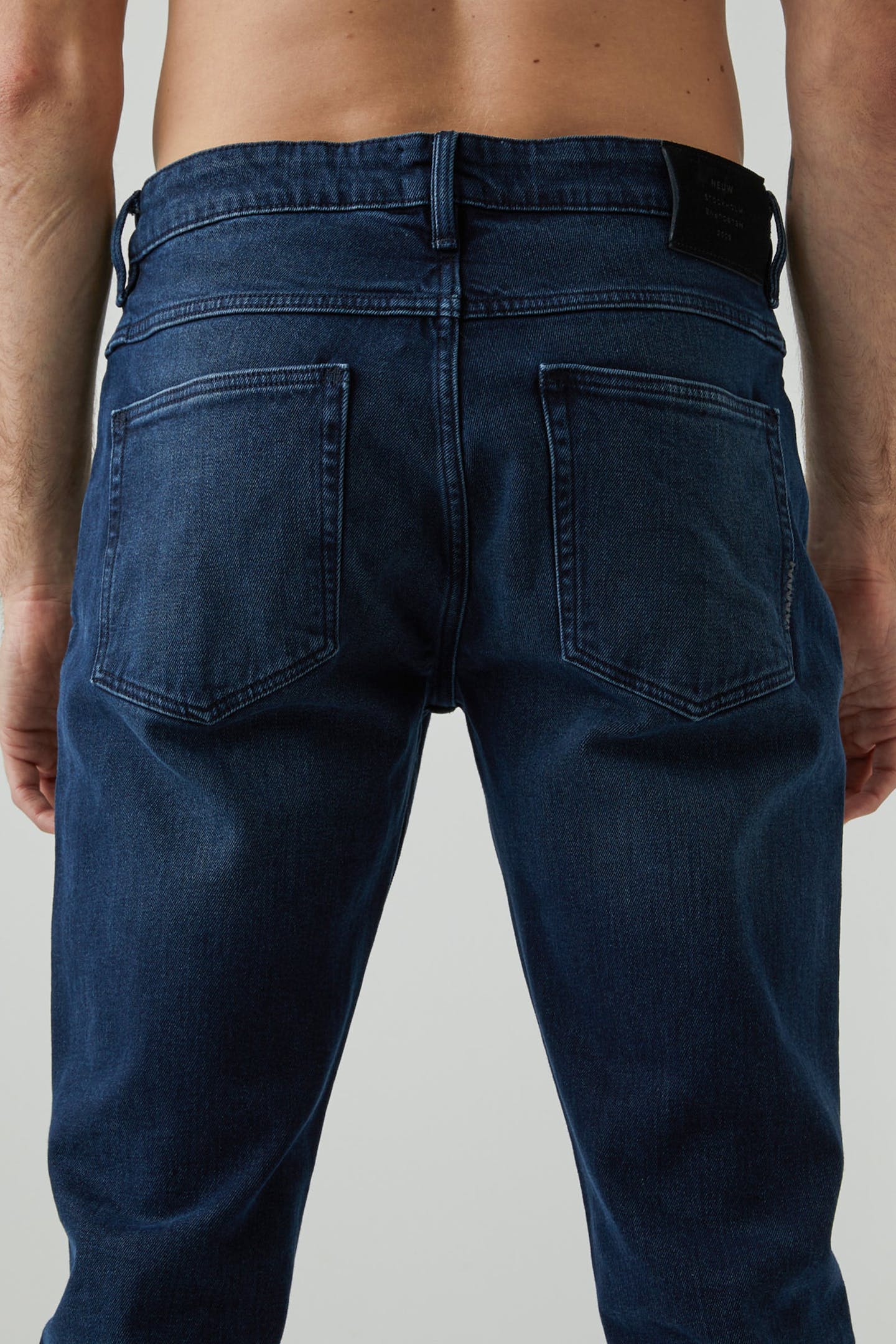 Lou Slim - Silent Water