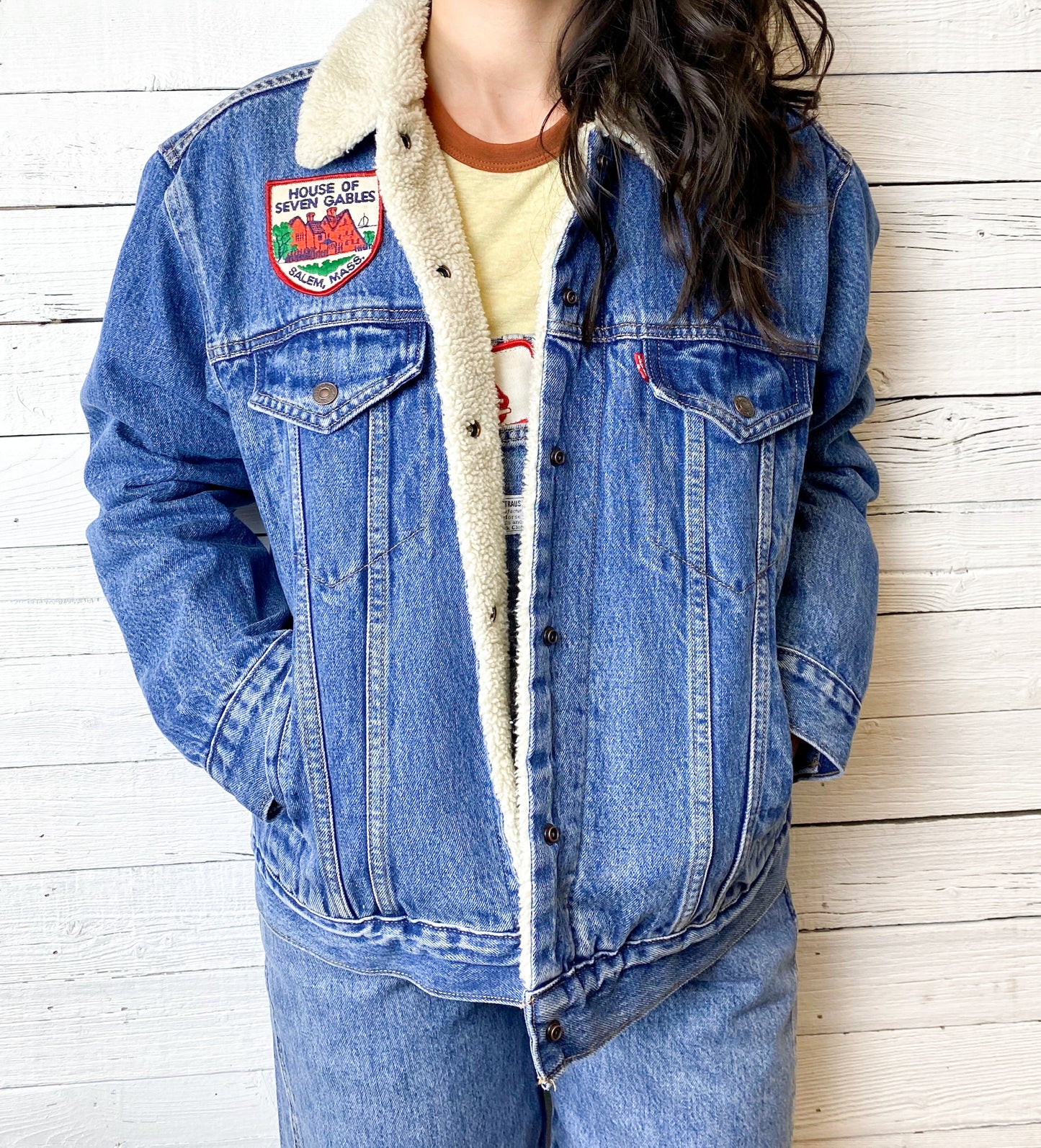 Levi's Women's Sherpa Trucker: Vintage Patch