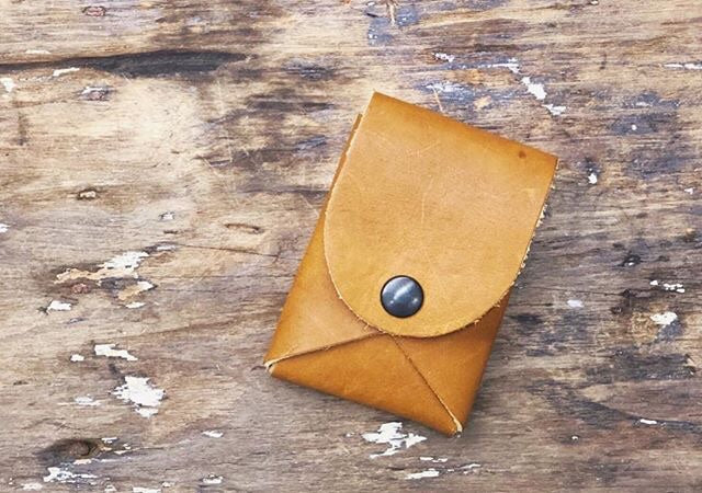 One-Piece Cardholder