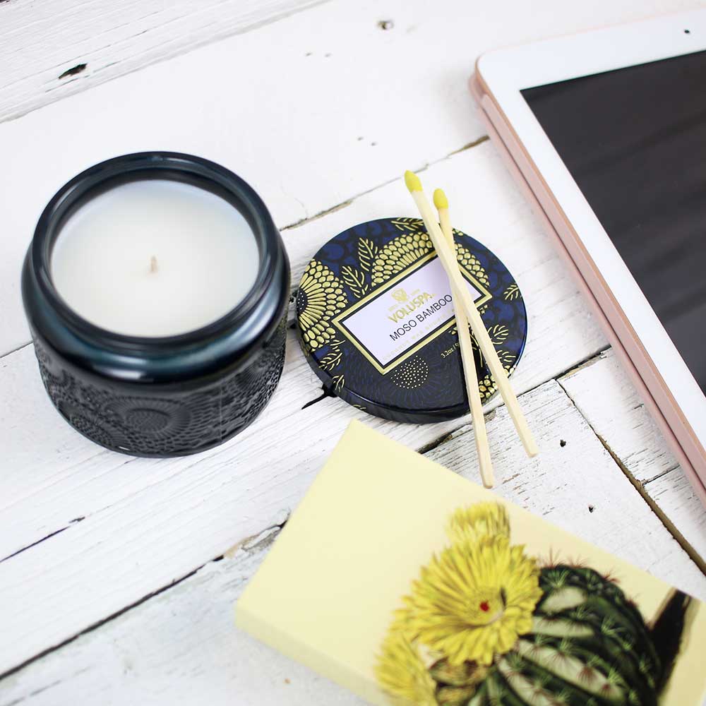 Petite Embossed Candle - Goji Tarocco Orange