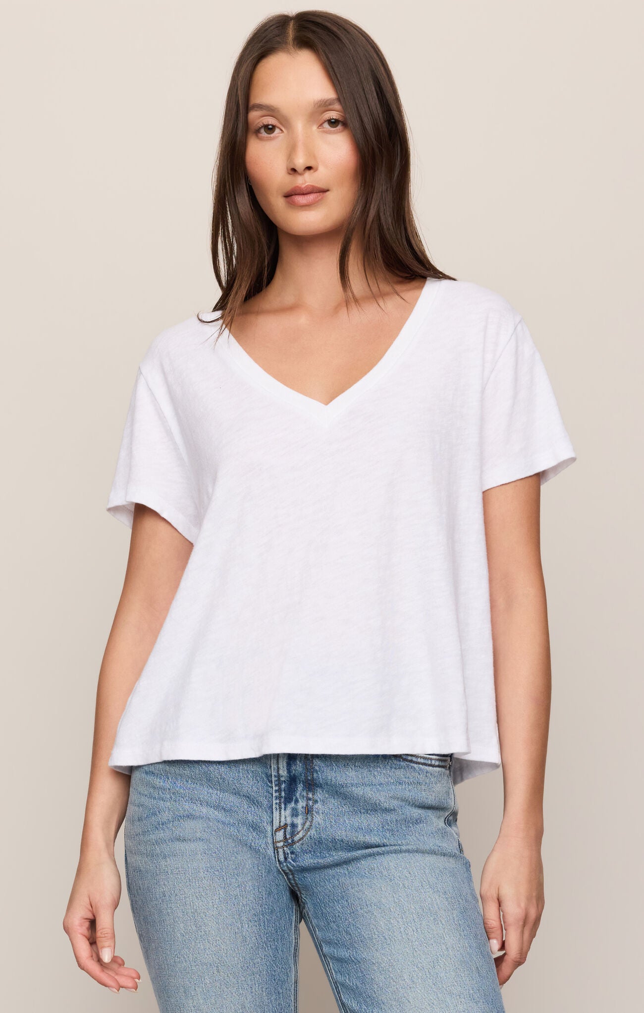 Nomad V Neck Tee