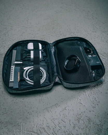 Burrard Organizer | Tech - 2.6L - Raven Crosshatch