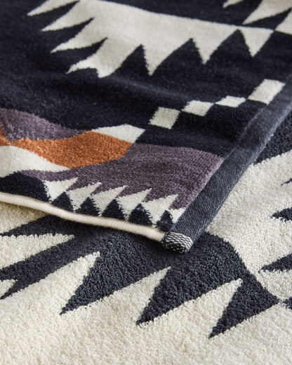 Spider Rock Towel Set - Black/White