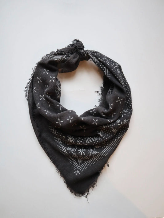 Graphite Classic Print Naturally Dyed Bandana (Grey Ink)