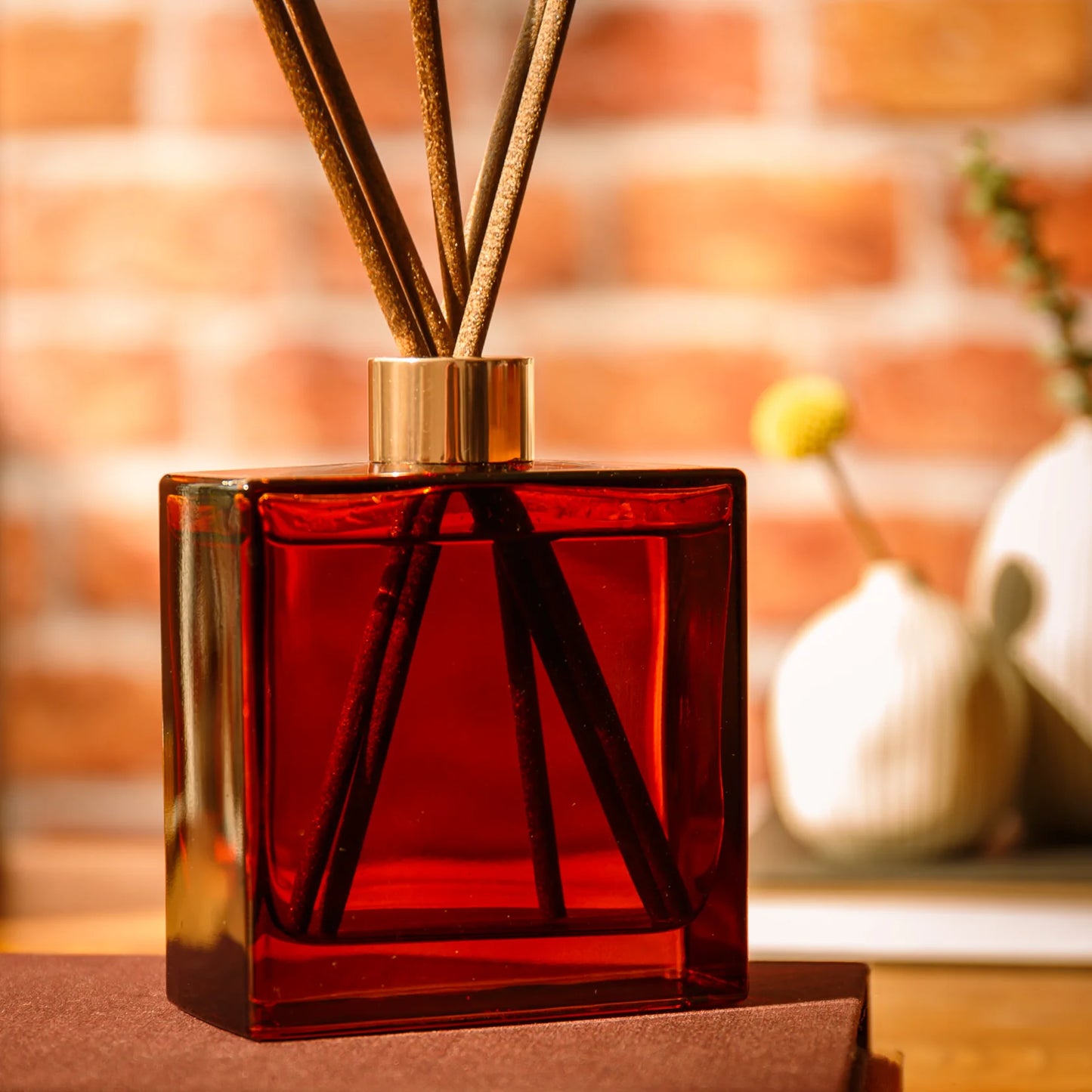 Woodblock Reed Diffuser - Modena Leather
