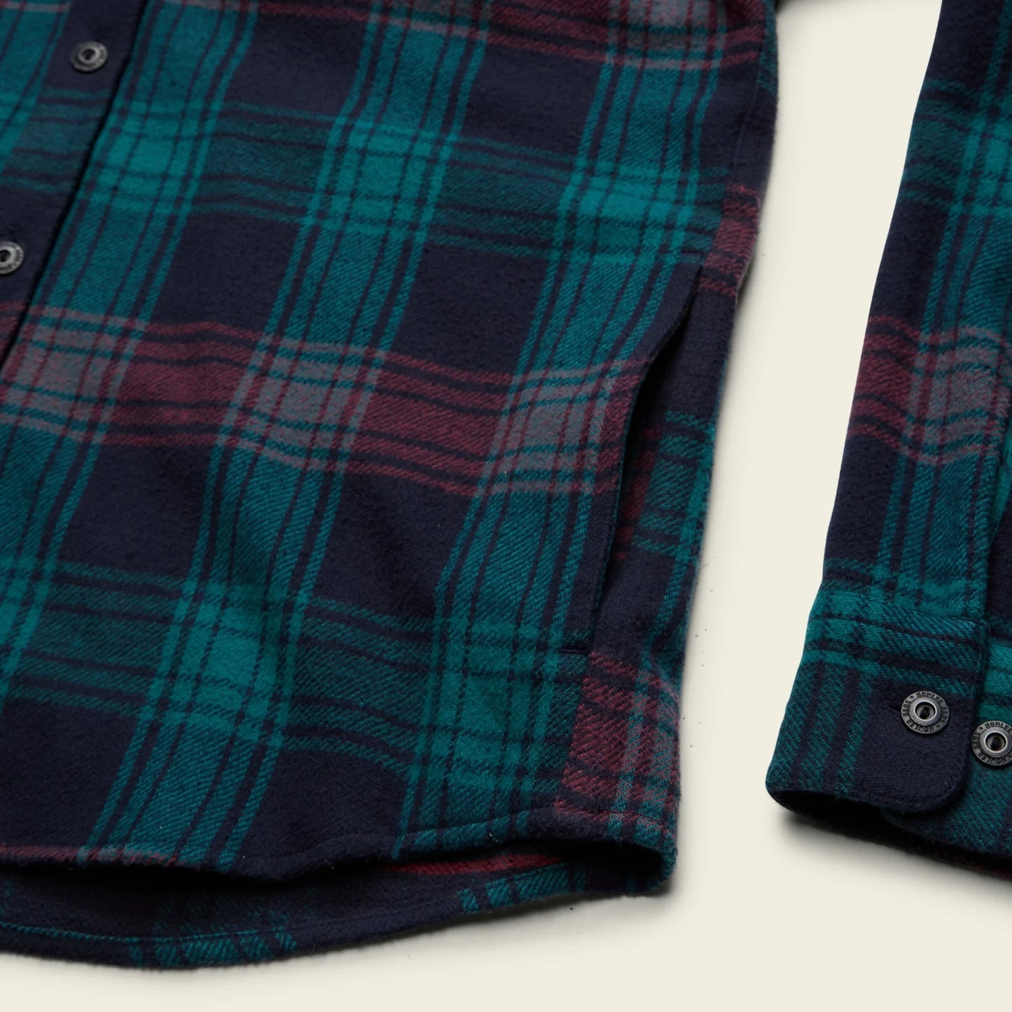 Salvo Hooded Blanket Flannel - Mesa Plaid : Midnight