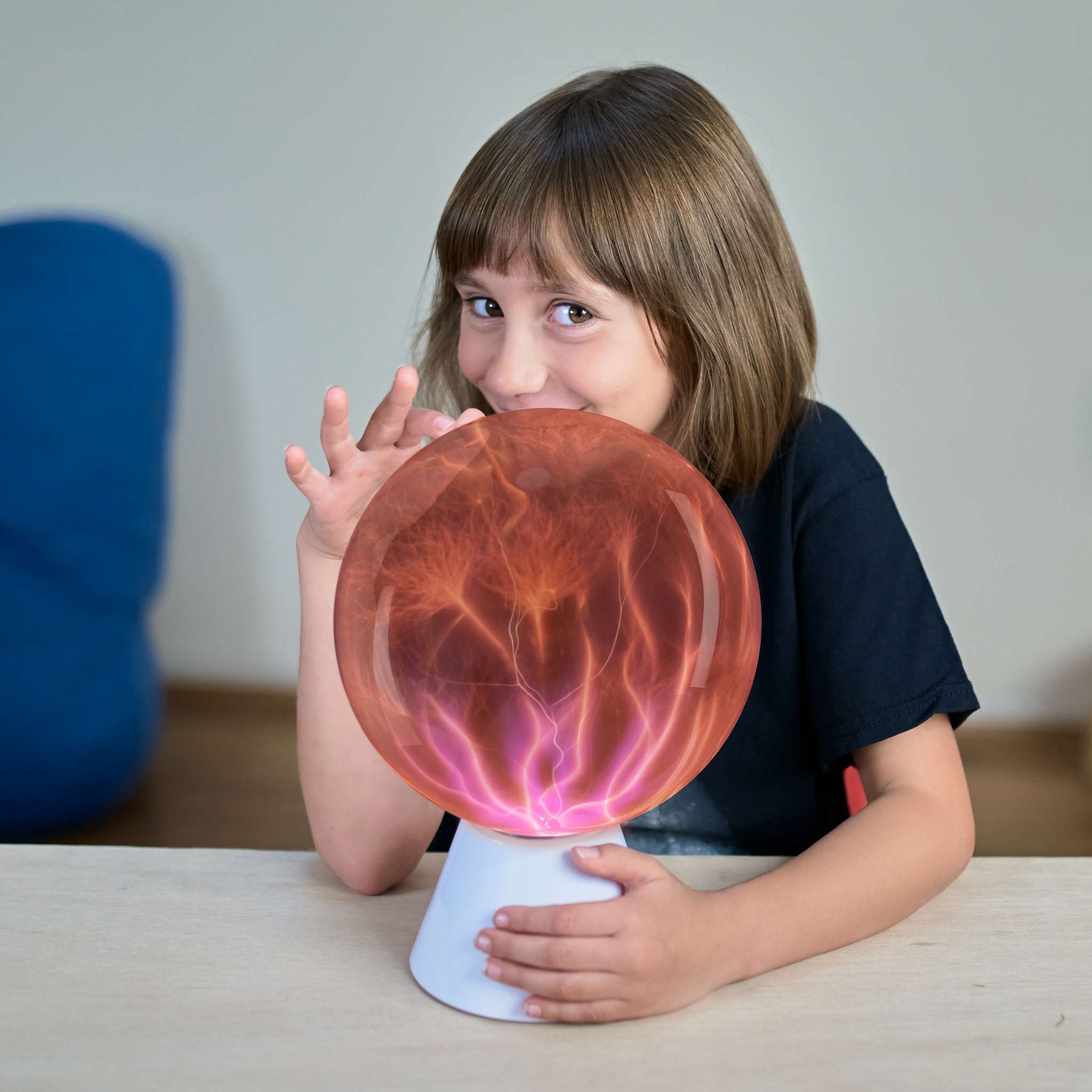 Tesla's lamp plasma store ball