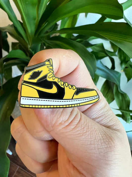 Air Jordan 1 Pin - Pollen Yellow