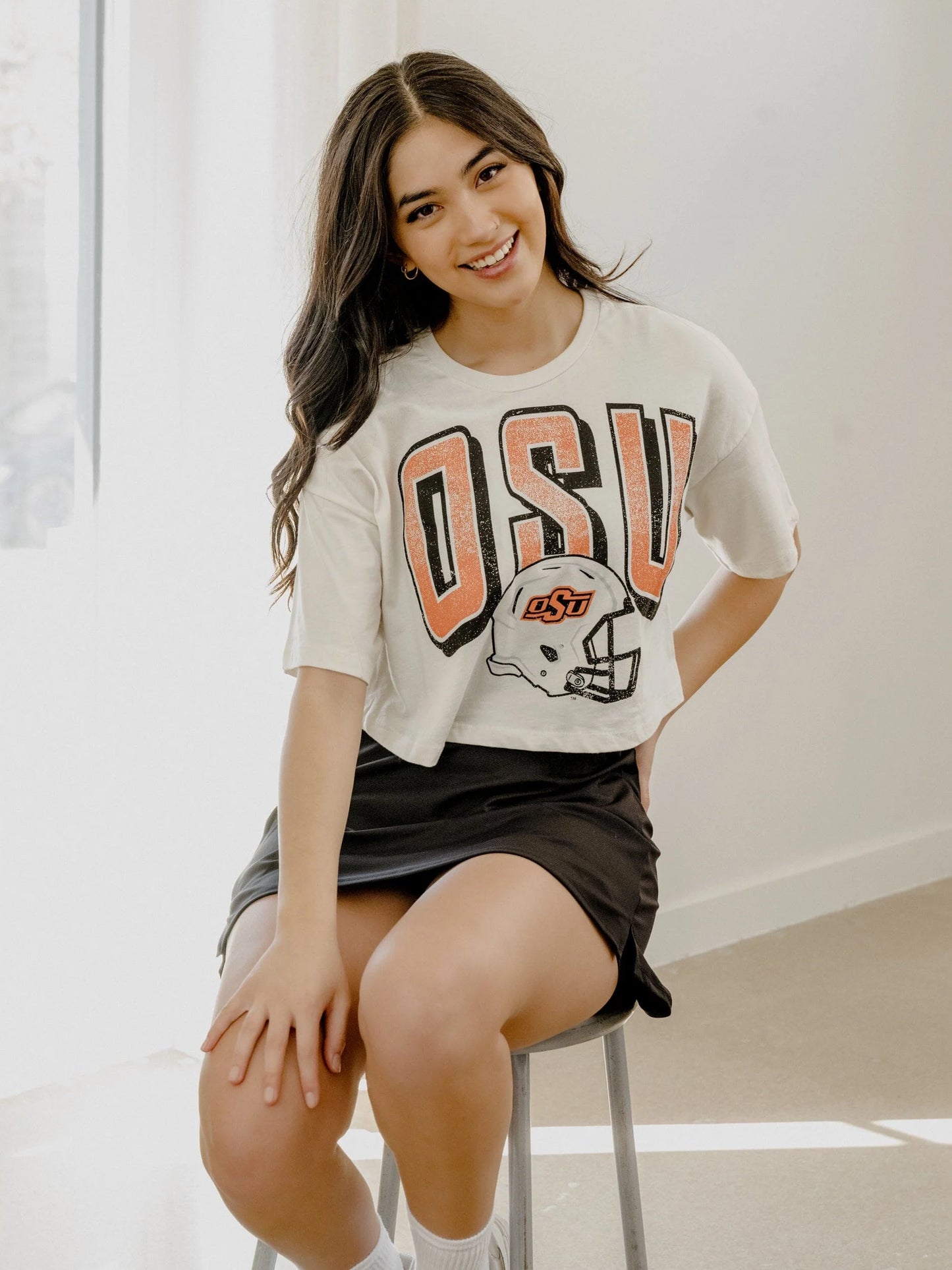 OSU Cowboys Helmet Fade Off White Cropped Tee