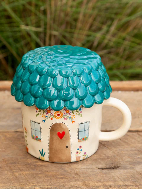Lidded Cup of Cozy Mug - Cottage