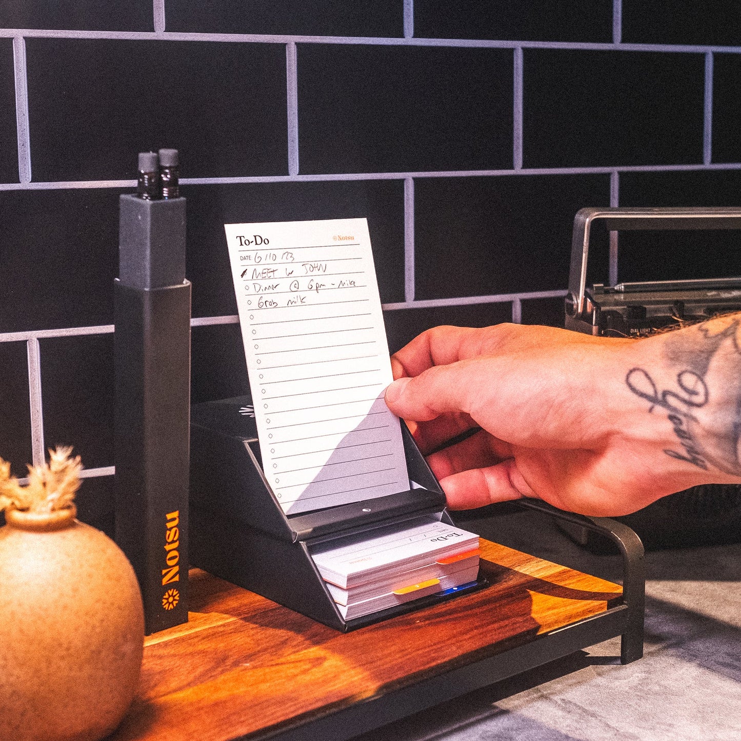 Centre Rise To-Do Card Stand & Box Set - Black