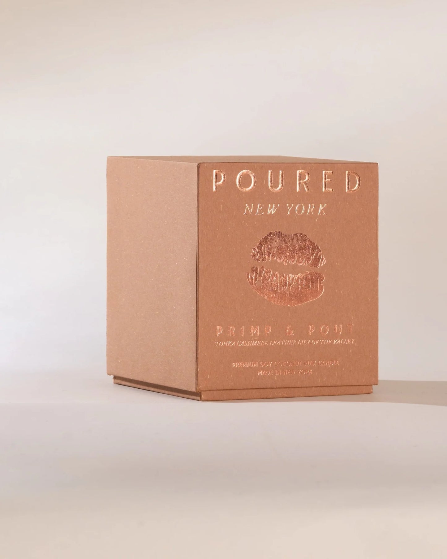 Primp & Pout 10oz Candle