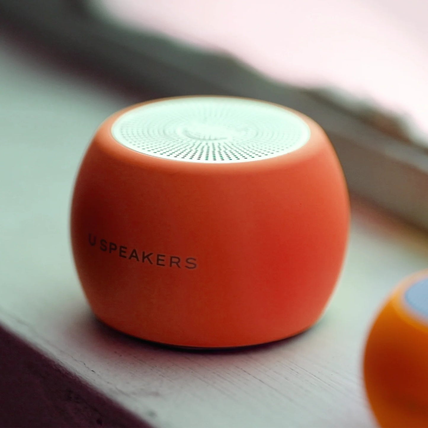 U Boost Speaker Glow Coral