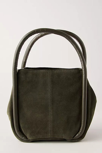 Barlow Bucket Bag