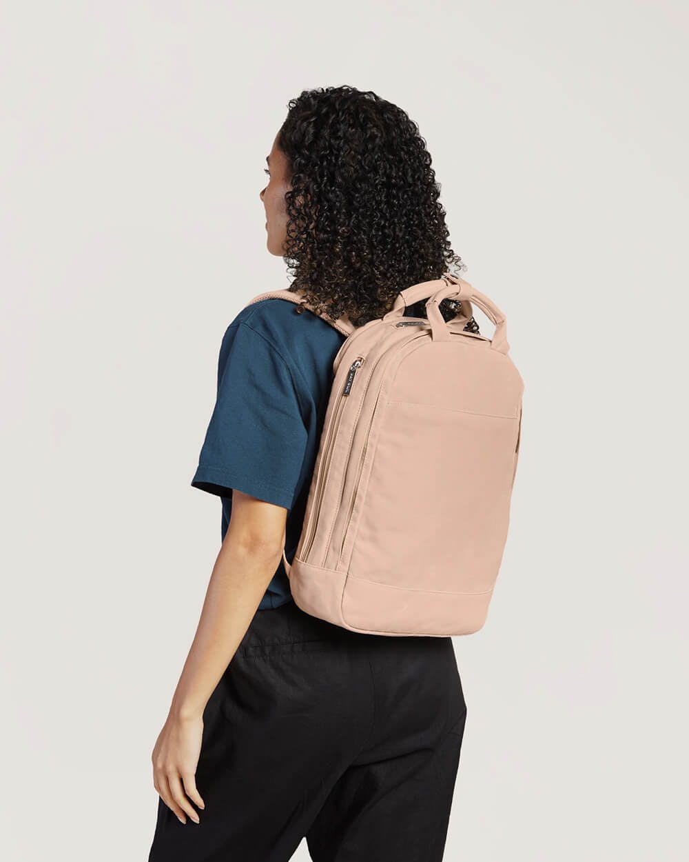 Slim Backpack - Desert Pink