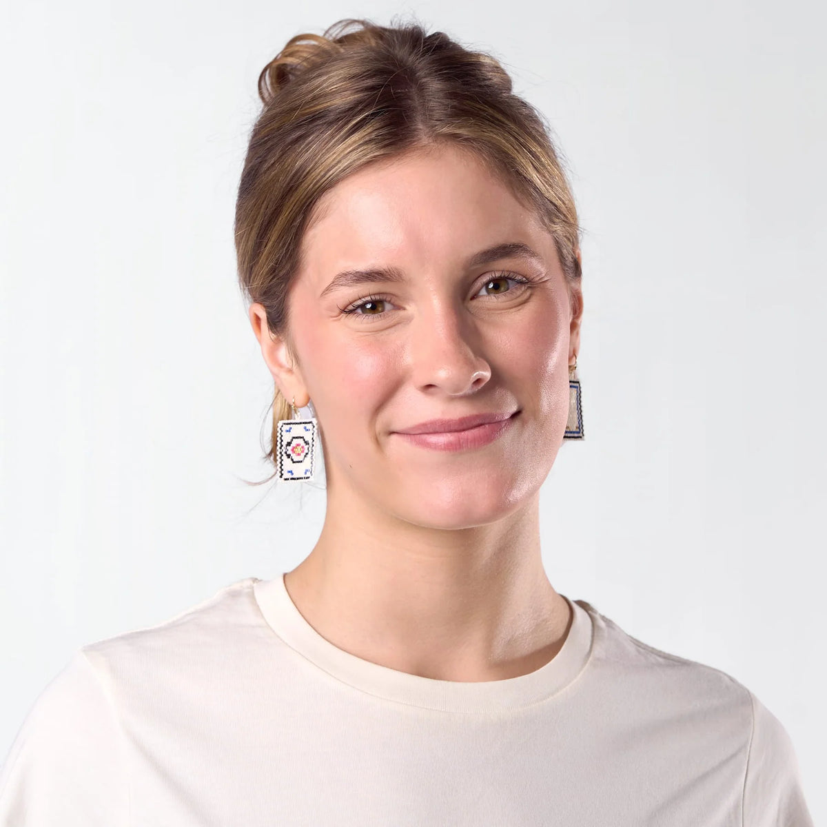 Lily Beaded Mahjong Earrings Circle