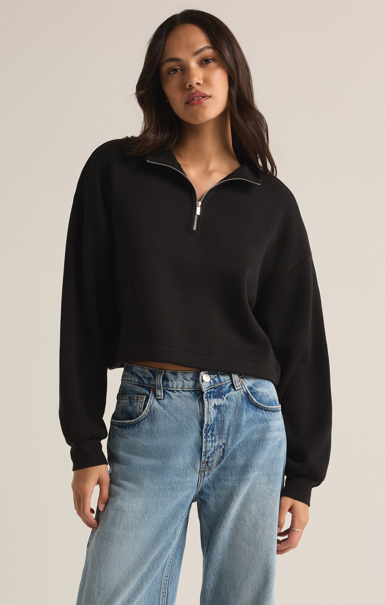 Feeling The Moment Sweatshirt - Black