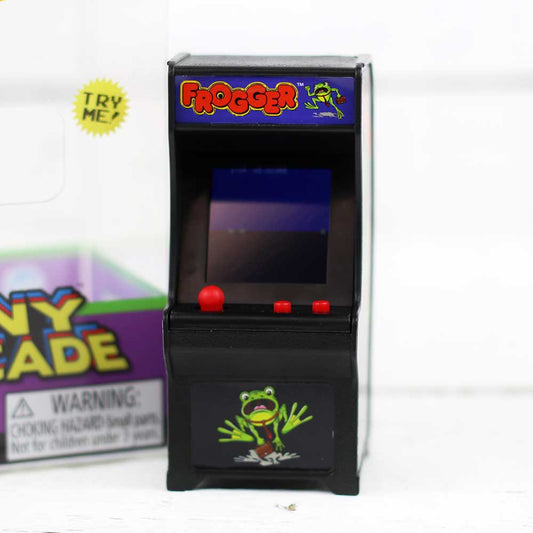 Tiny Arcade Frogger