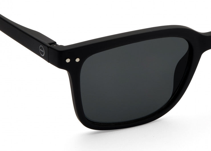 #L Sunglasses - Black